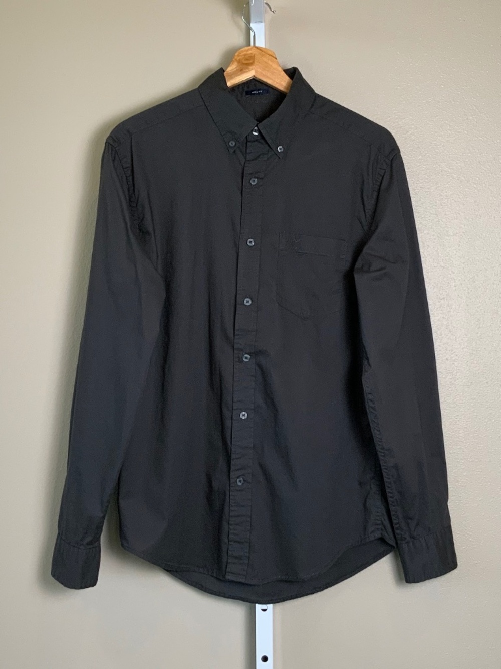 American Eagle Outfitters Prep Fit Button Down Oxford Shirt